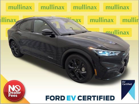 Used 2023 Ford Mustang Mach-E Premium image 1