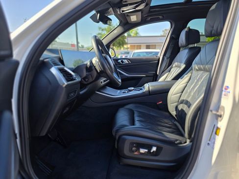 Used 2024 BMW X5 sDrive40i w/ Premium Package RWD image 15