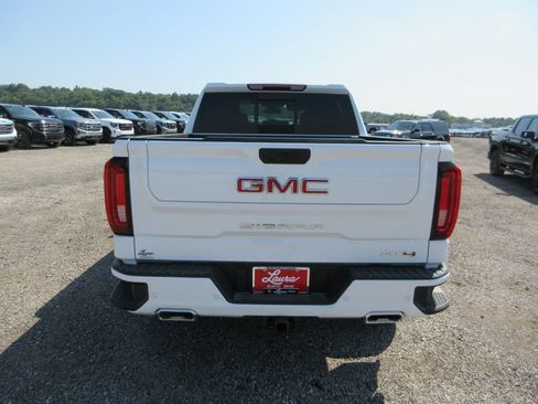 New 2026 GMC Sierra 1500 AT4 w/ AT4 Premium Package AWD/4WD image 7