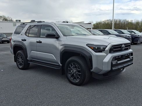 New 2026 Toyota 4Runner SR5 image 4