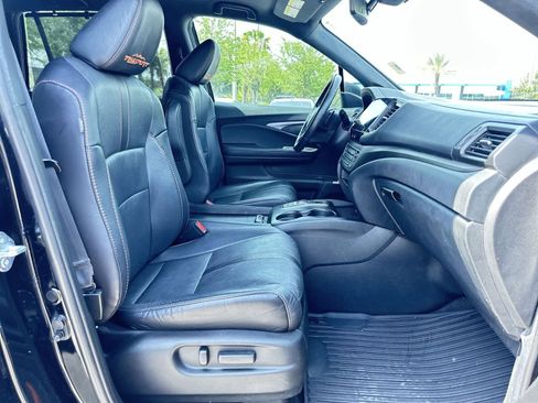 Used 2022 Honda Pilot TrailSport image 16