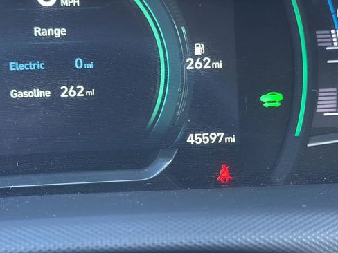 Used 2020 Hyundai Ioniq SEL image 17