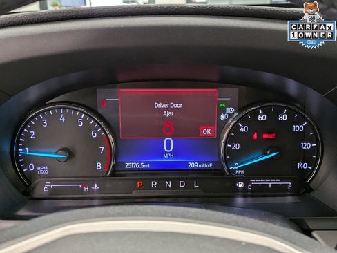 Used 2022 Ford Explorer XLT w/ Equipment Group 202A image 18