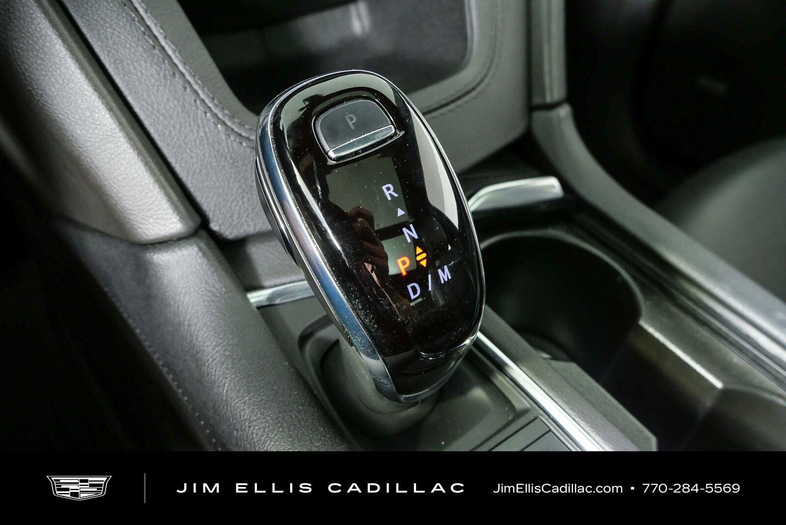 Used 2023 Cadillac XT5 Premium Luxury w/ Technology Package FWD image 18