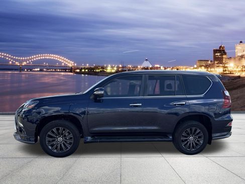 Used 2021 Lexus GX 460 Luxury w/ Sport Design Package AWD/4WD image 2