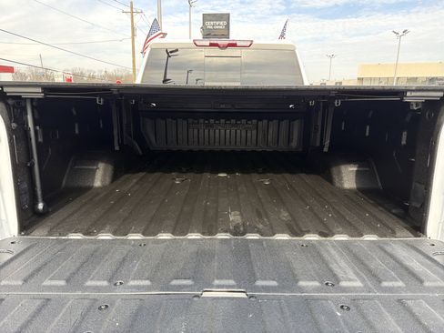 Certified 2024 GMC Sierra 2500 Denali Ultimate image 34