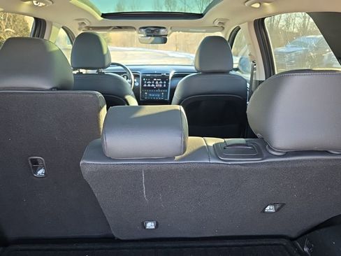 Used 2022 Hyundai Tucson Limited image 38