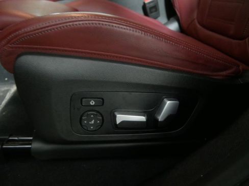 Used 2023 BMW X4 M40i AWD/4WD image 19