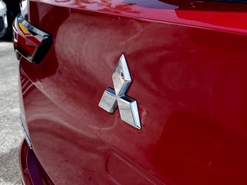 Used 2023 Mitsubishi Outlander ES FWD image 10