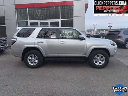 Used 2024 Toyota 4Runner SR5 Premium image 3