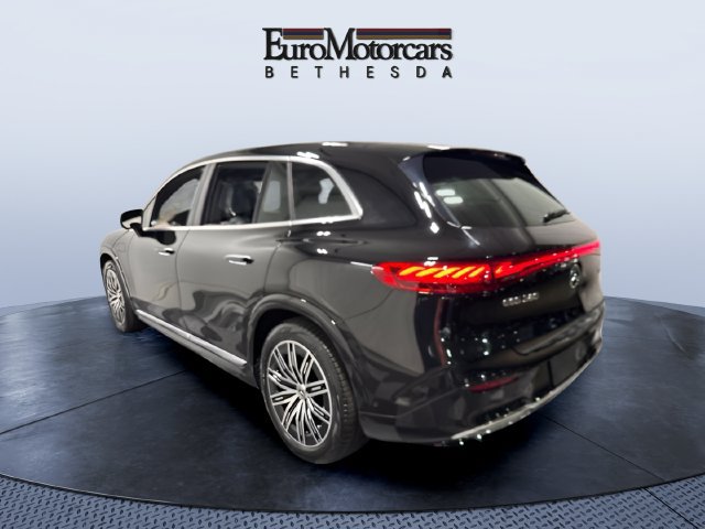 Certified 2023 Mercedes-Benz EQS 580 4MATIC SUV image 3