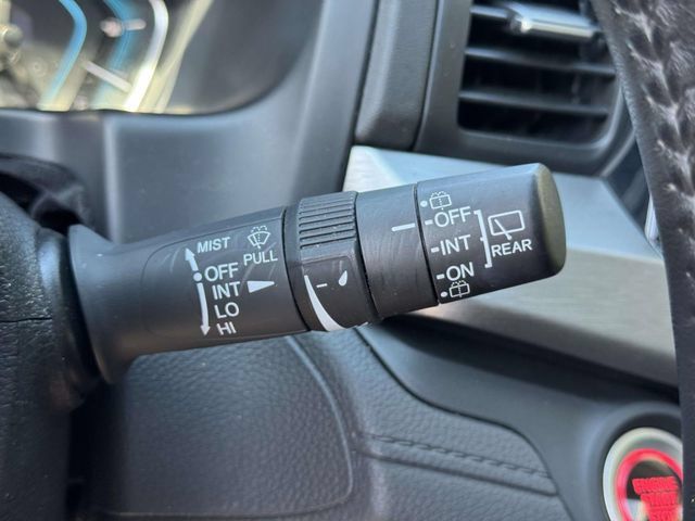 Used 2023 Honda Odyssey EX-L image 24