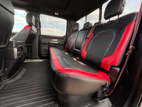 Used 2019 Ford F150 Lariat w/ Equipment Group 502A Luxury AWD/4WD image 19
