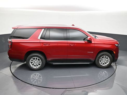 Used 2024 Chevrolet Tahoe LS RWD image 17
