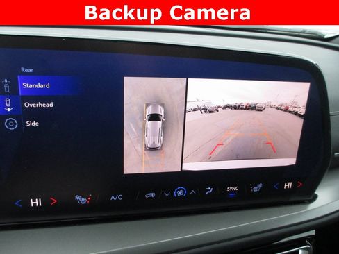 Used 2024 Chevrolet Traverse LS image 15