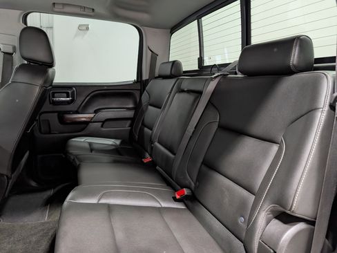 Used 2018 GMC Sierra 3500 SLT w/ Driver Alert Package image 18