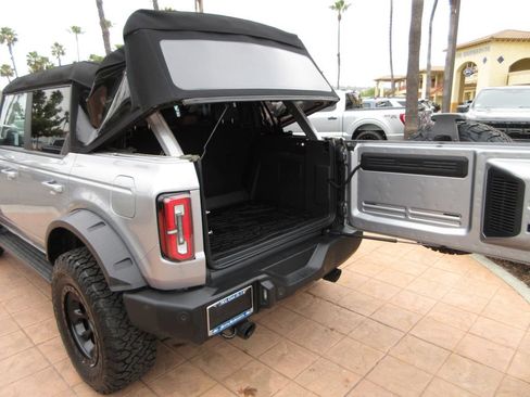 Used 2023 Ford Bronco Outer Banks AWD/4WD image 24