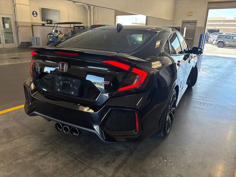 Used 2018 Honda Civic Si image 2