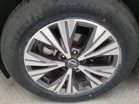 Used 2022 Nissan Rogue SV image 31