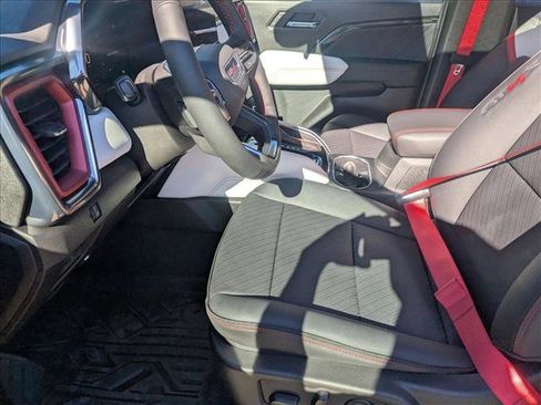 New 2026 GMC Canyon AT4X image 8