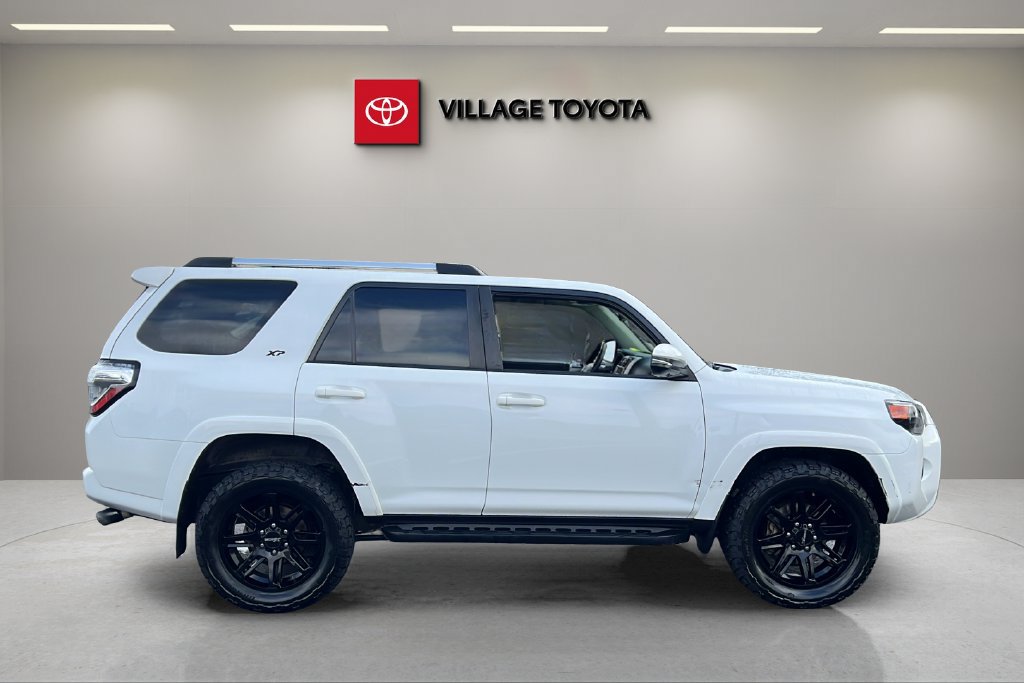 Certified 2024 Toyota 4Runner SR5 Premium w/ Moonroof Package AWD/4WD image 6