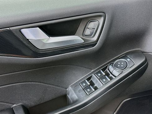 Used 2024 Ford Escape ST-Line image 15