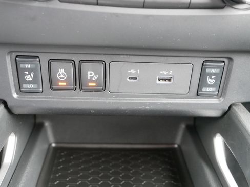 Certified 2023 Nissan Frontier SV w/ SV Convenience Package image 31