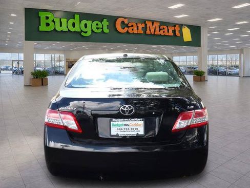 Used 2011 Toyota Camry LE FWD image 7