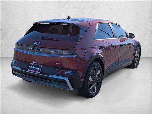 New 2026 Hyundai Ioniq 5 SEL image 5