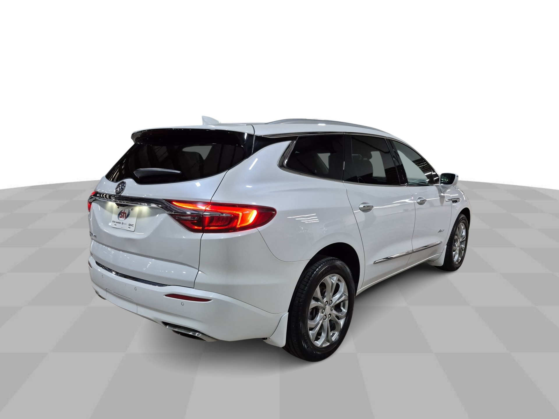 Used 2020 Buick Enclave Avenir w/ Avenir Technology Package AWD/4WD image 9