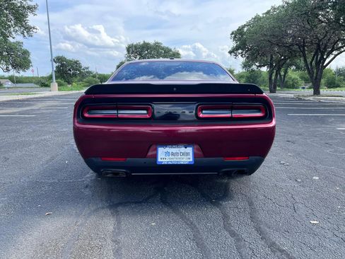 Used 2020 Dodge Challenger R/T w/ Blacktop Package RWD image 5