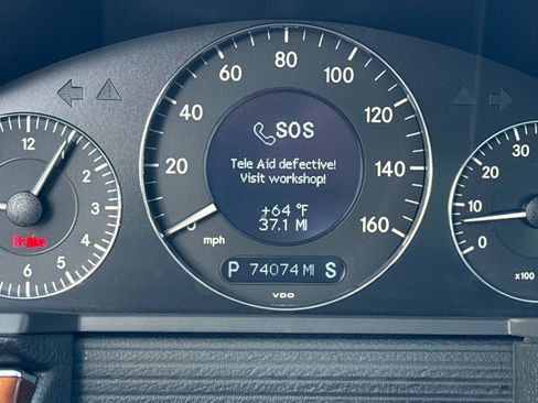 Used 2003 Mercedes-Benz E 500 Sedan image 20