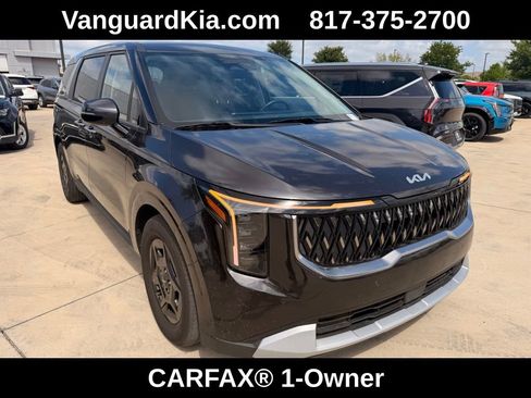 Used 2025 Kia Carnival image 5