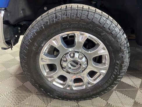 Used 2022 Ford F250 Lariat w/ Chrome Package image 10