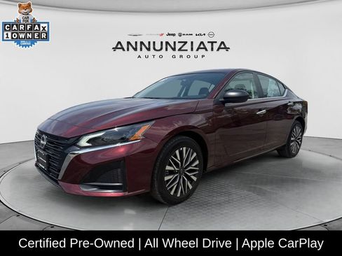 Certified 2025 Nissan Altima 2.5 SV AWD/4WD image 1
