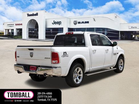 Used 2017 RAM 1500 Laramie AWD/4WD image 7