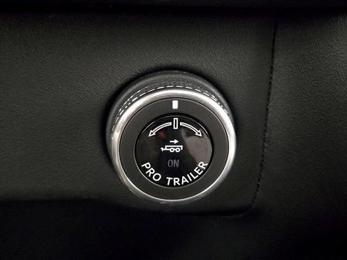 Used 2025 Lincoln Navigator Reserve AWD/4WD image 26