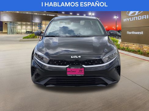 Used 2024 Kia Forte LXS w/ LXS Technology Package FWD image 5