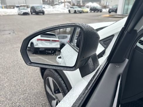 Certified 2025 Volkswagen Taos S image 15