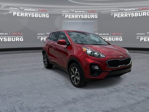 Used 2022 Kia Sportage LX AWD/4WD image 2