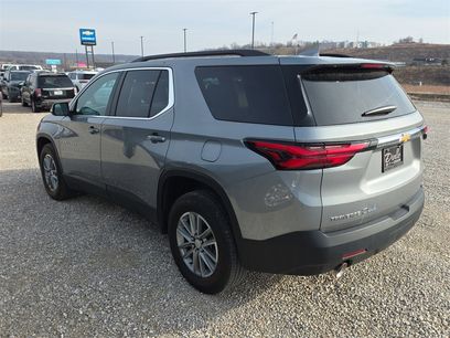 Used 2023 Chevrolet Traverse LT
