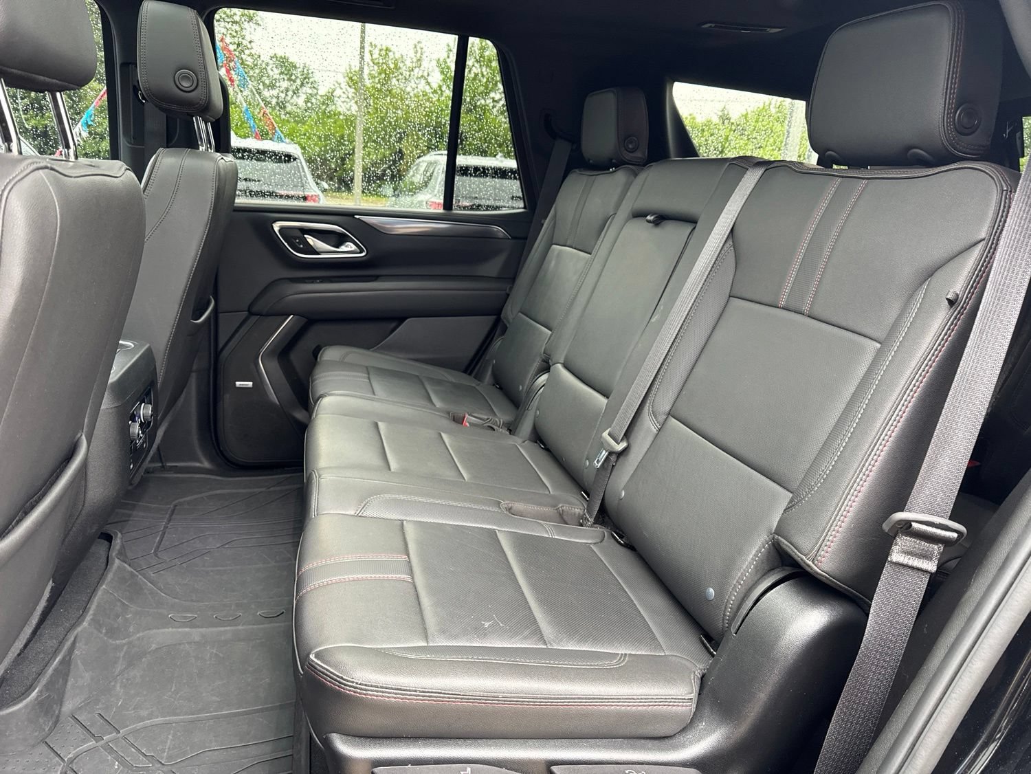 Used 2024 Chevrolet Tahoe RST w/ Luxury Package AWD/4WD image 27