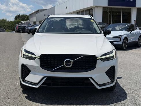Used 2024 Volvo XC60 B5 Plus AWD/4WD image 24
