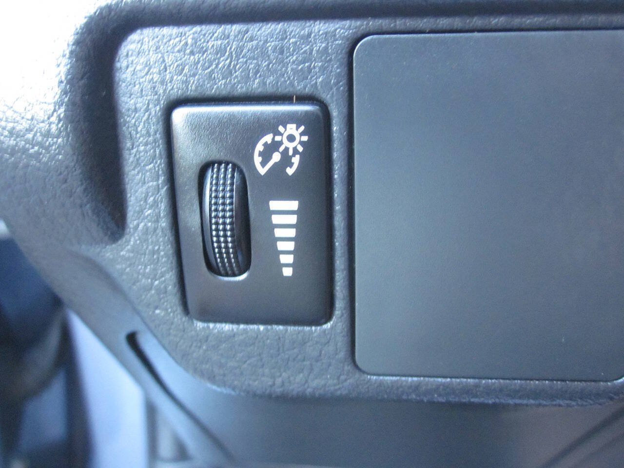 Used 2007 Toyota Yaris S FWD image 24