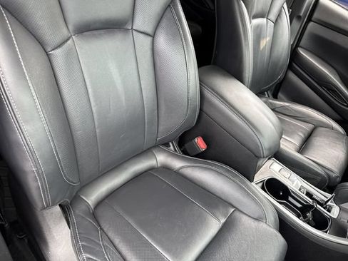Used 2020 Subaru Ascent Limited AWD/4WD image 30