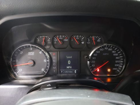 Used 2015 Chevrolet Silverado 2500 W/T w/ Snow Plow Prep Package image 32