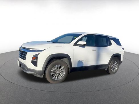 Used 2025 Chevrolet Equinox LT image 8