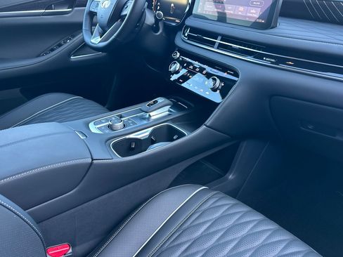 New 2026 INFINITI QX60 Autograph w/ Dark Cargo Package image 18