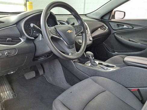 Used 2024 Chevrolet Malibu LT image 8