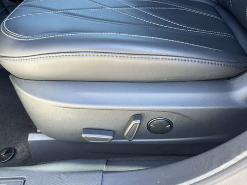 Used 2025 Ford Mustang Mach-E Select w/ Comfort Package Lite image 20